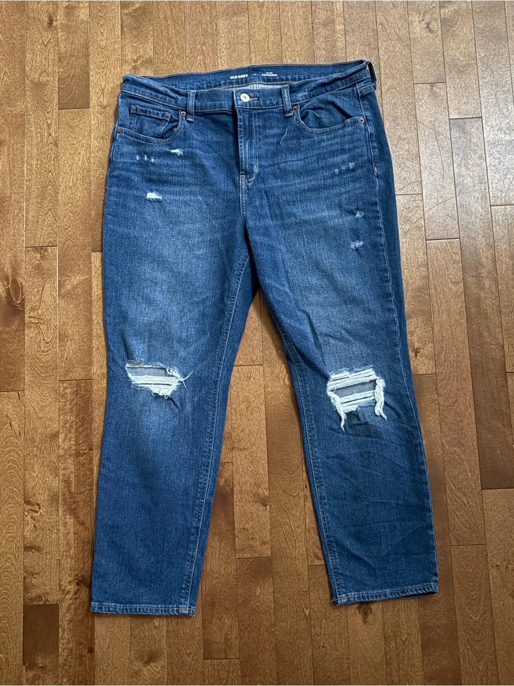 Old Navy Mid-Rise Boyfriend Distressed Jeans - Size 12